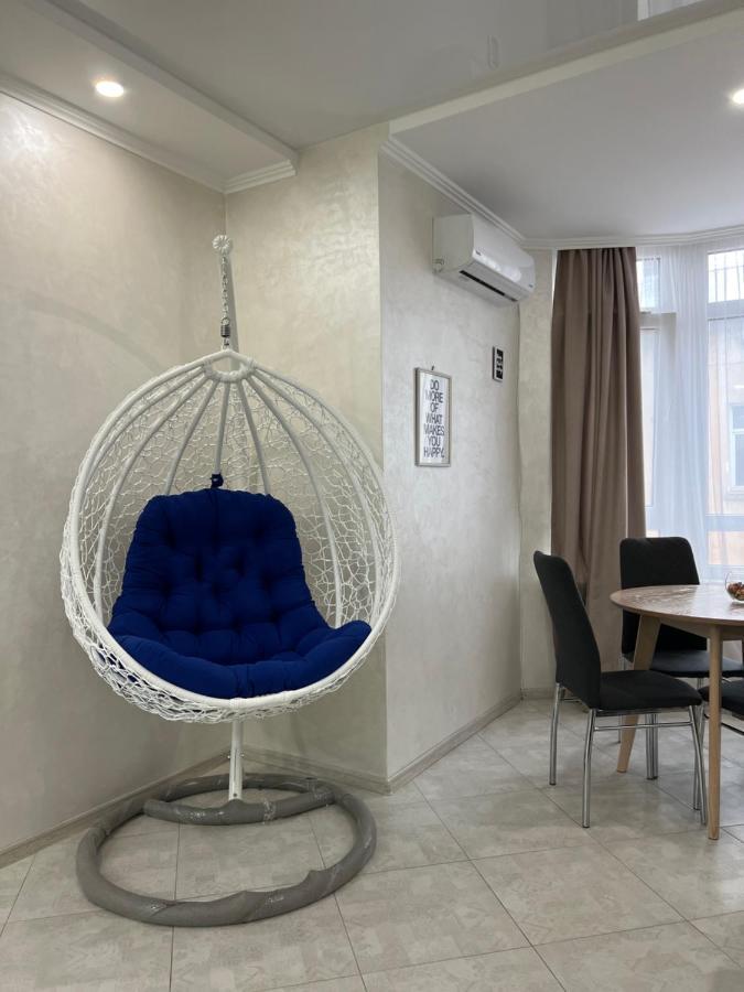 Apartment In Khmelnytsky Street 利沃夫 外观 照片