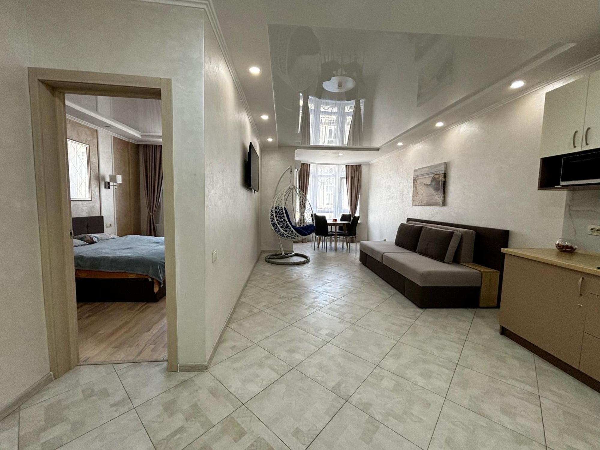 Apartment In Khmelnytsky Street 利沃夫 外观 照片