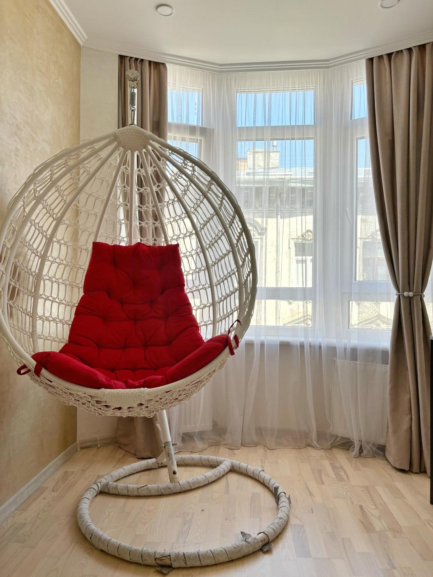 Apartment In Khmelnytsky Street 利沃夫 外观 照片